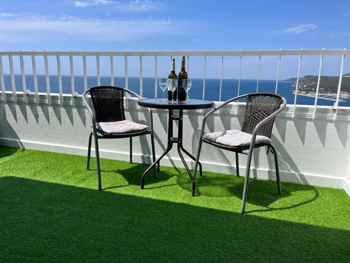Axenic Retreat - Panoramic Ocean View, Sleeps 4, Ensuite Bathroom, New Redesign Sesimbra Dış mekan fotoğraf