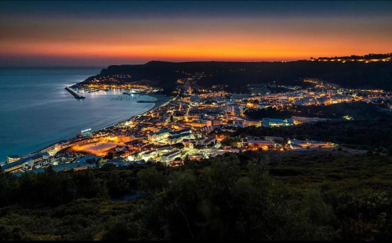 Axenic Retreat - Panoramic Ocean View, Sleeps 4, Ensuite Bathroom, New Redesign Sesimbra Dış mekan fotoğraf