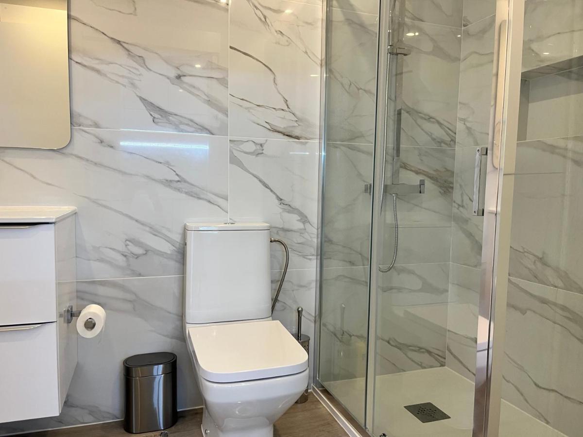 Axenic Retreat - Panoramic Ocean View, Sleeps 4, Ensuite Bathroom, New Redesign Sesimbra Dış mekan fotoğraf